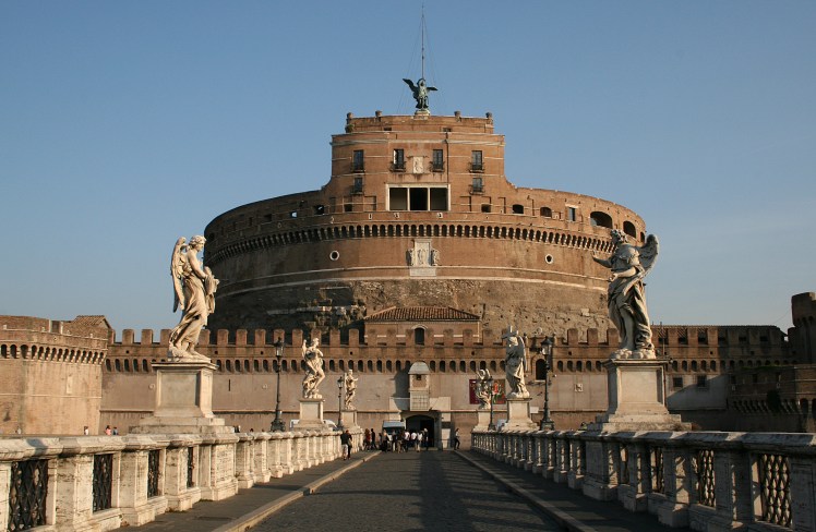 0_Castel_et_pont_Sant'Angelo_(2)