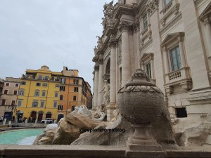 fontana-di-trevi-asso-di-coppe_-esplora_roma_blog-_3_