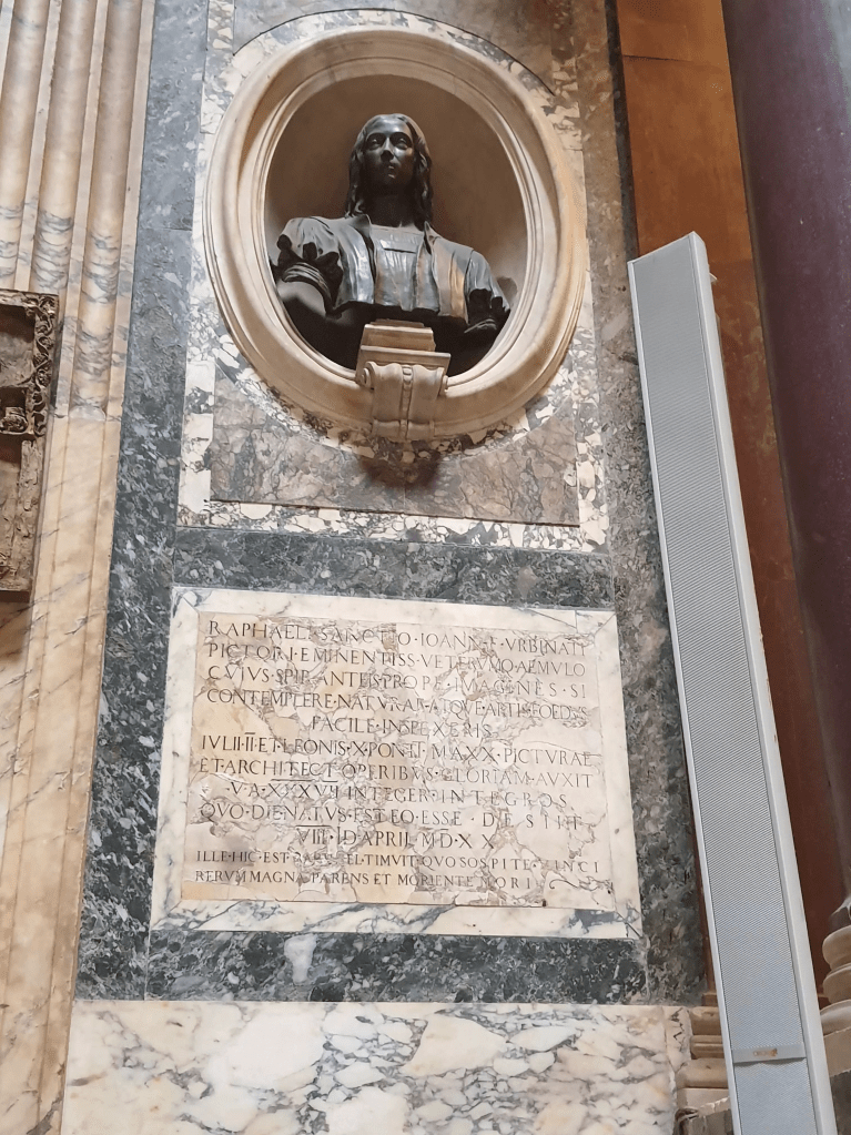 EsploraRoma e dintorni Pantheon Raffaello