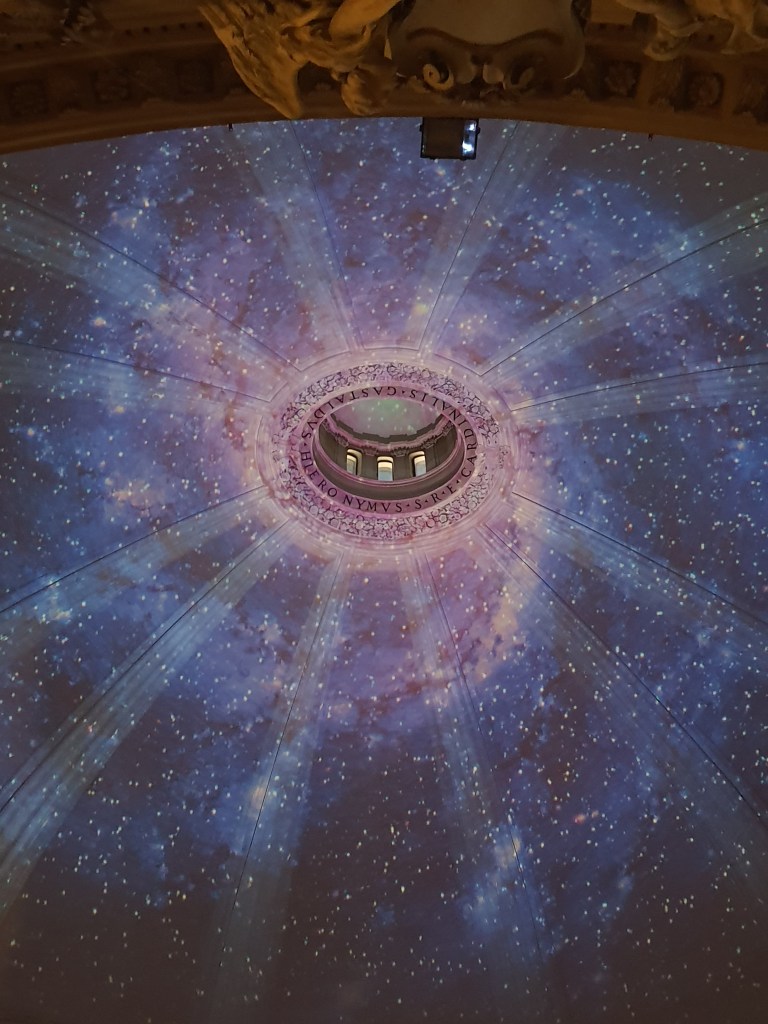 installazione luminosa Cielo, realizzata dall’architetta Susanna Nobili 